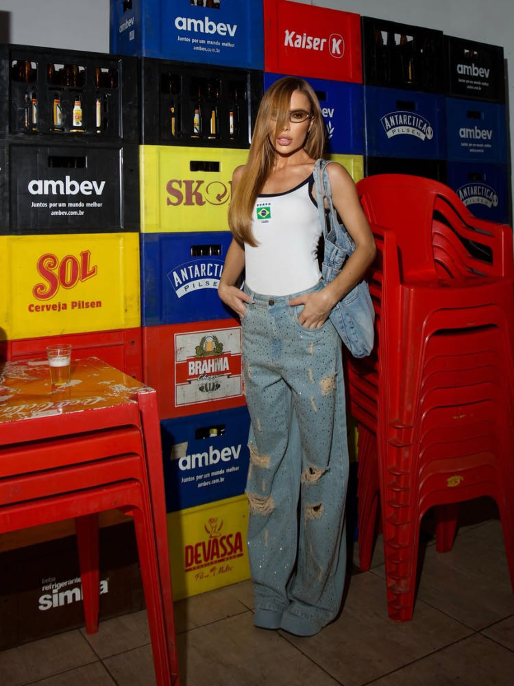Calça Jeans Reta com Termocolante