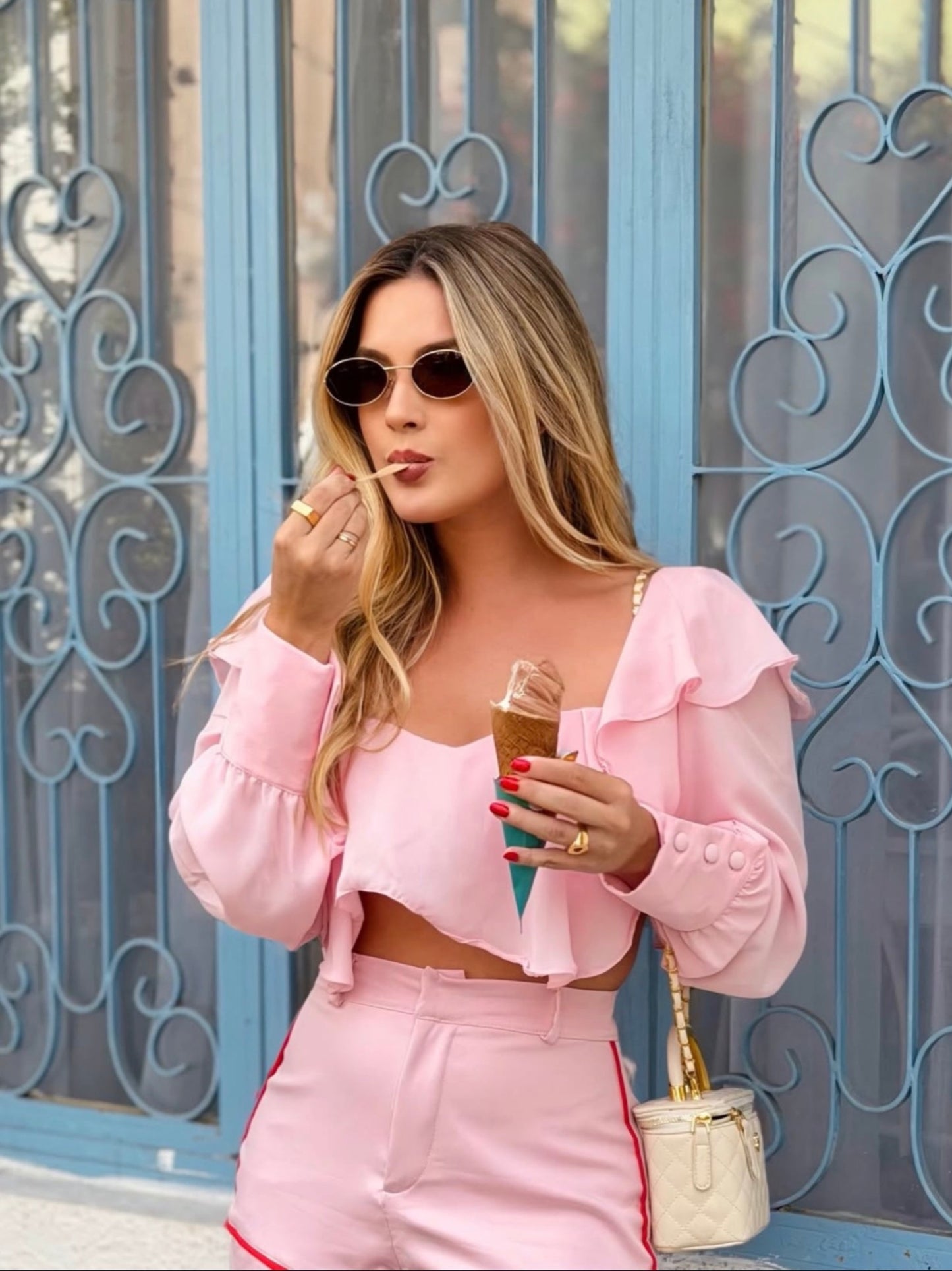 Cropped Hilary 9