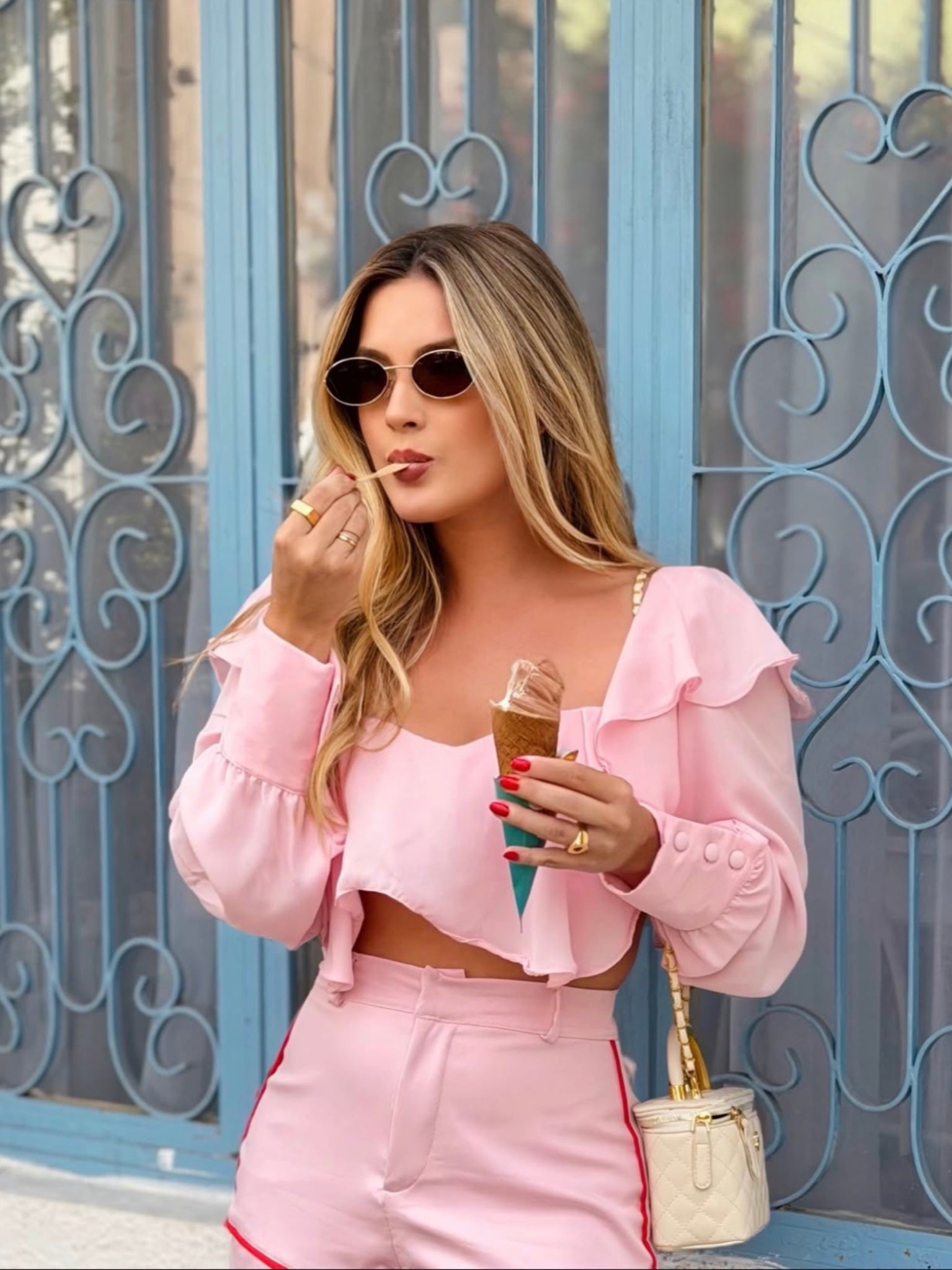 Cropped Hilary 9