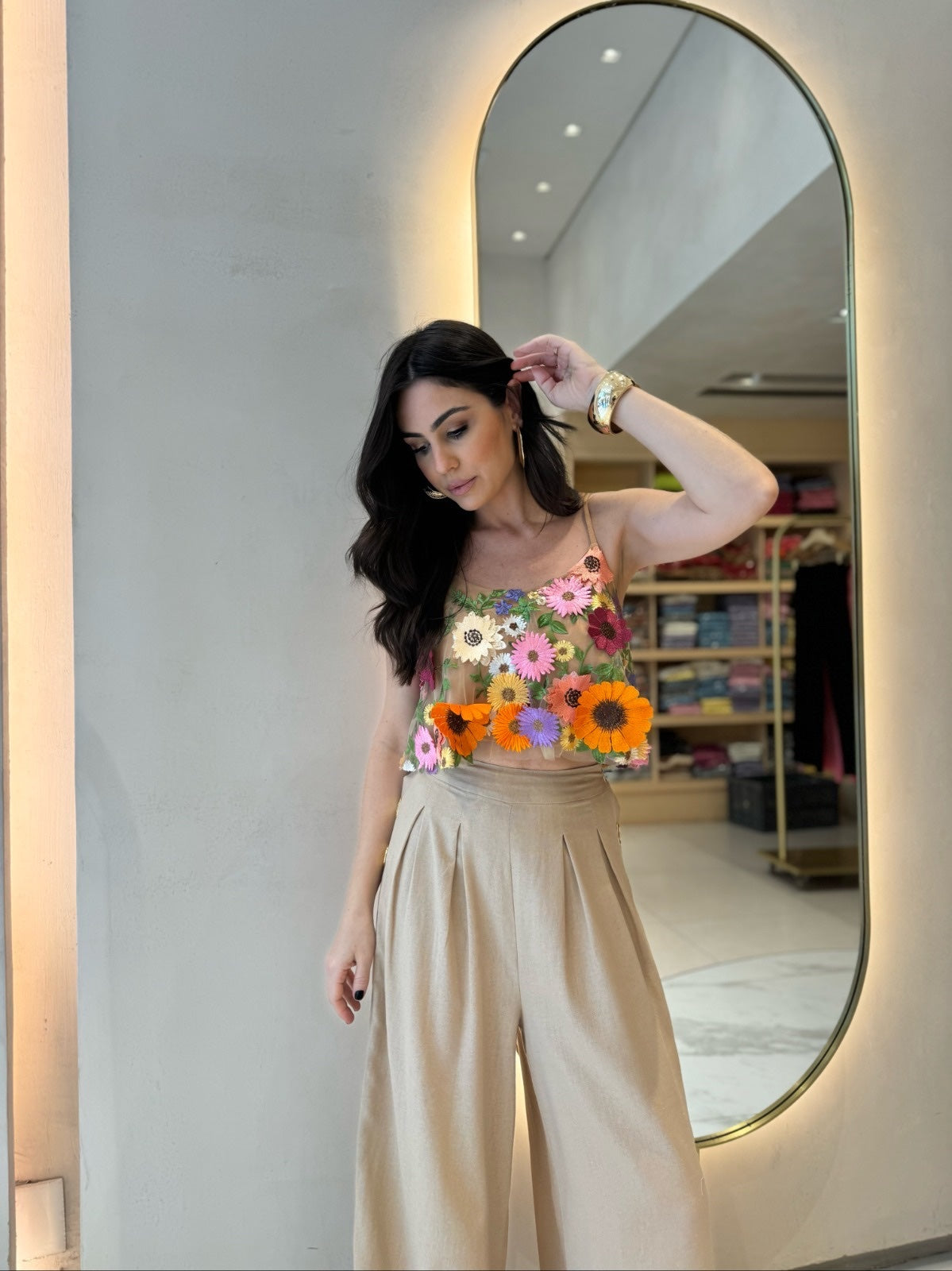 Cropped Mila 2