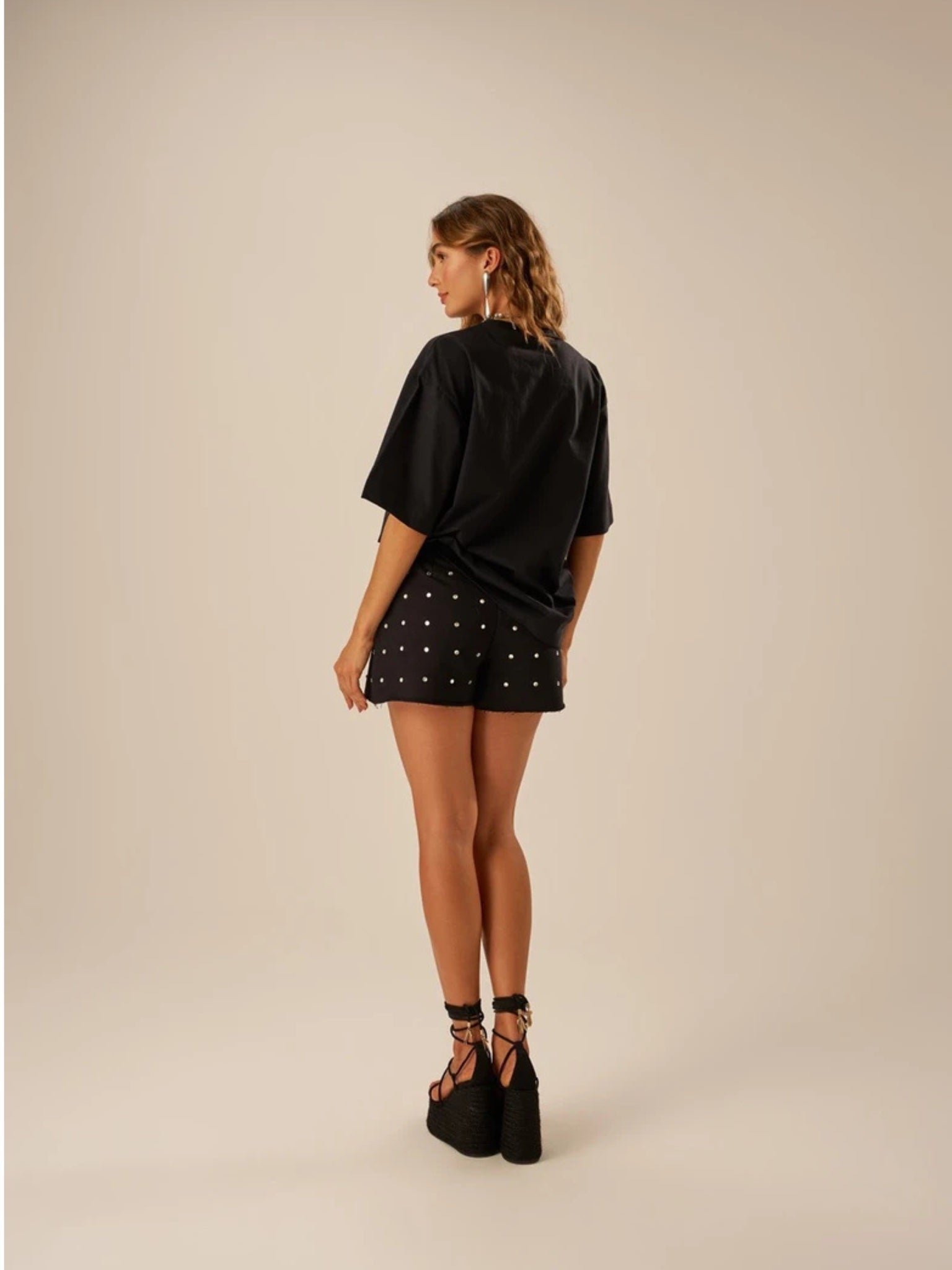 Short Ludy 3